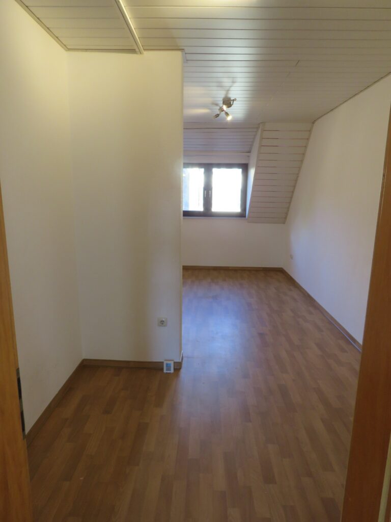 3-Zimmer-Wohnung Hattersheim – Schlafzimmer