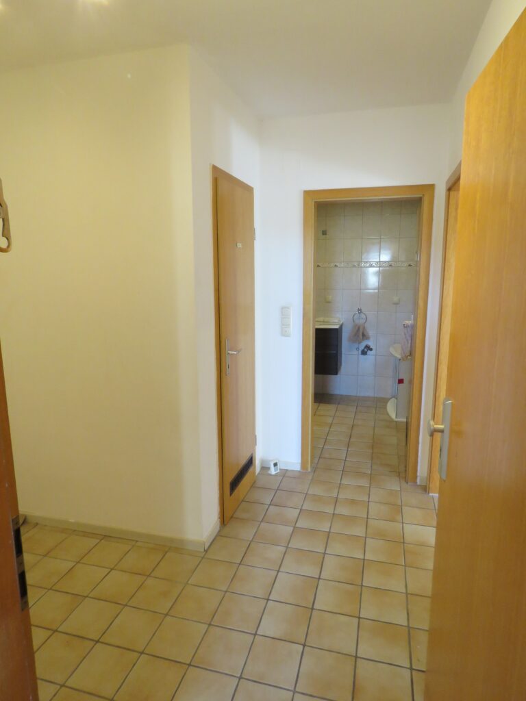 3-Zimmer-Wohnung Hattersheim – Flur